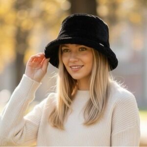 Aldo Women's One Size Faux Fur Bucket Hat Black NWT